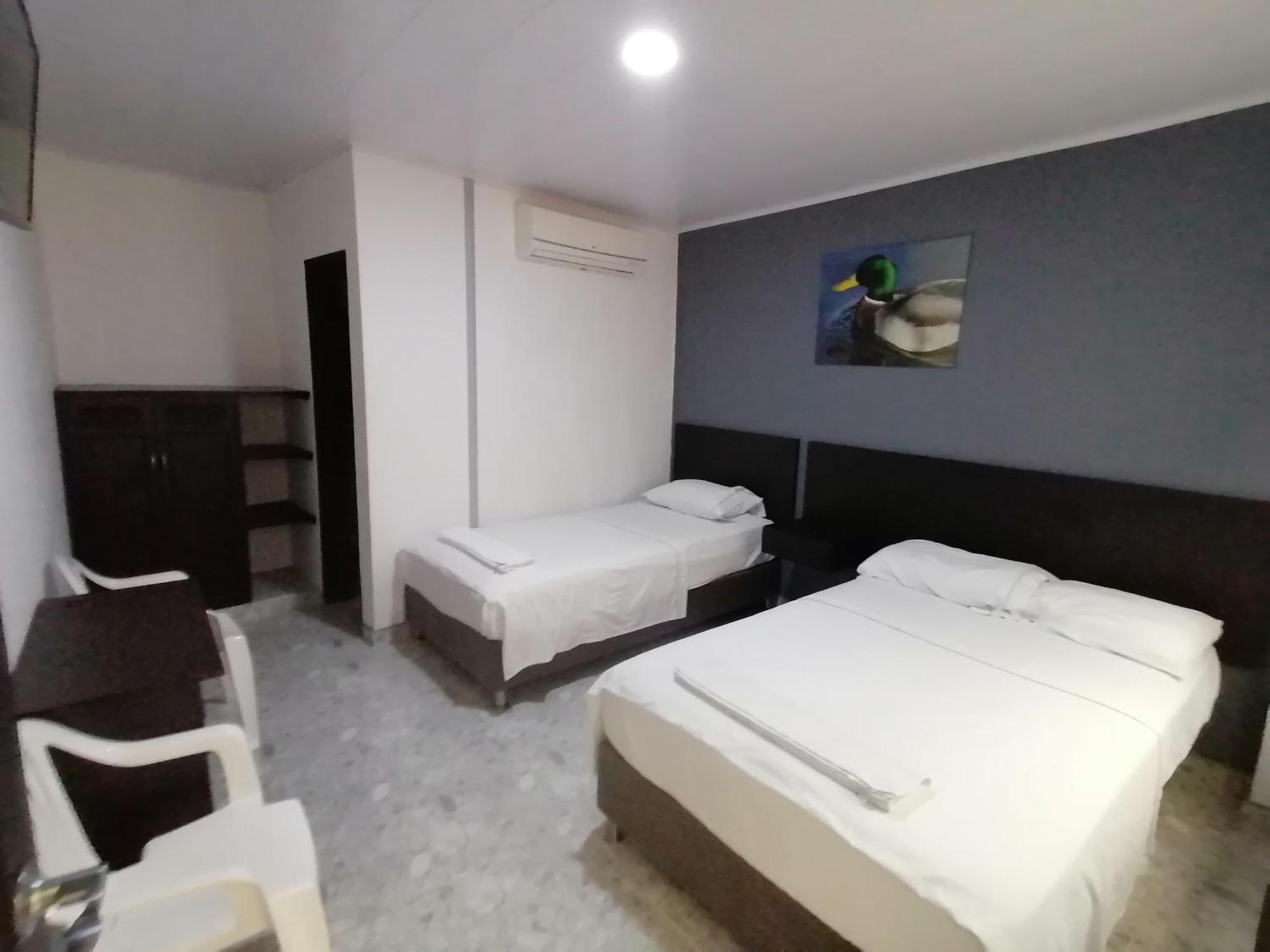 יופאל Hotel Bucare מראה חיצוני תמונה