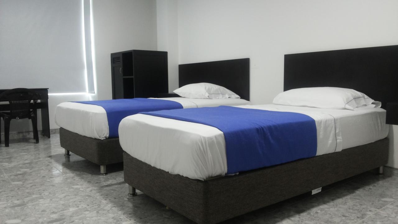 יופאל Hotel Bucare מראה חיצוני תמונה
